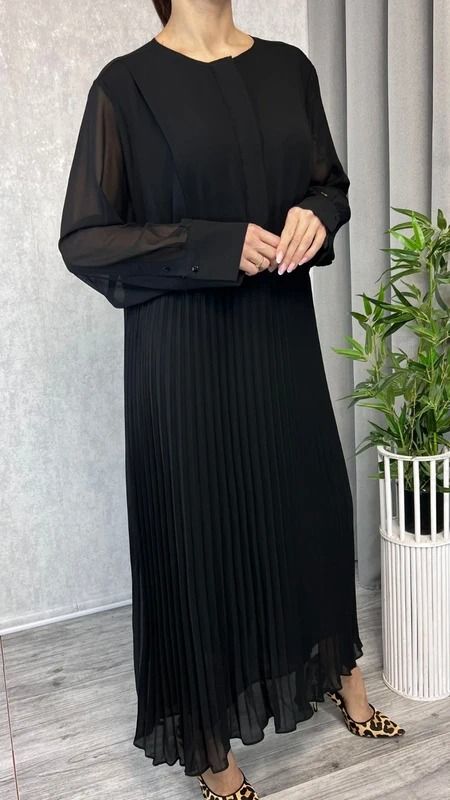 Elegancka sukienka midi plisowana czarna szyfonowa z długim rękawem rozmiar 46 18 plus size 2